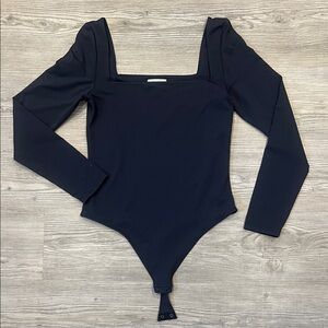 Aritzia babaton bodysuit